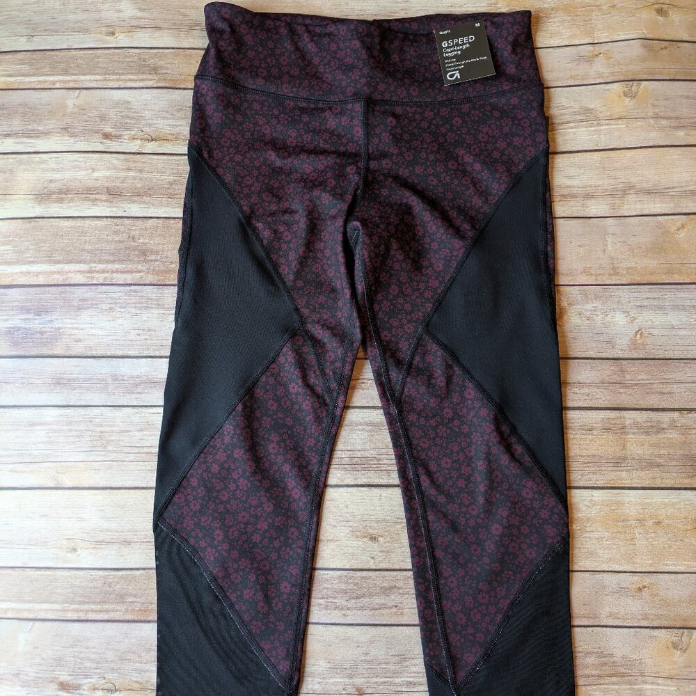 GapFit Capri Red Black Medium